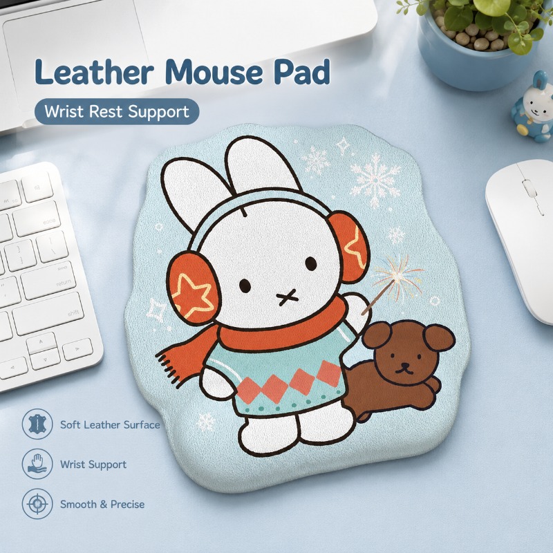Desk Setup Laptop - Anime Miffy Deri Mouse Pad, Bilek